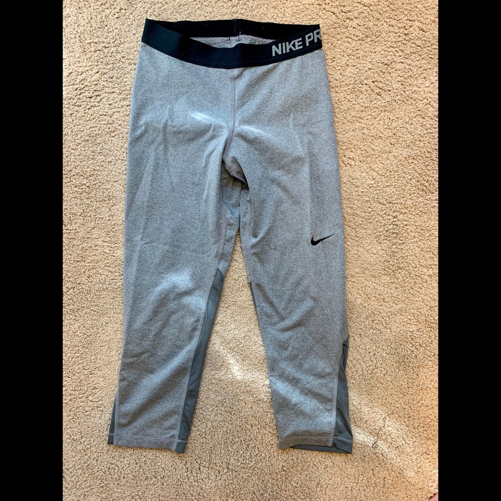 Nike leggings
